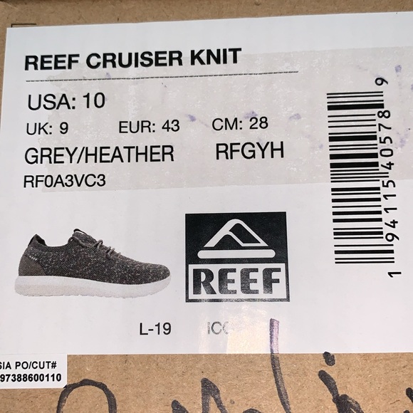 EUC Reef Cruiser Knit Sneakers Size 10 US in Gray. Very Comfortable - Picture 16 of 17